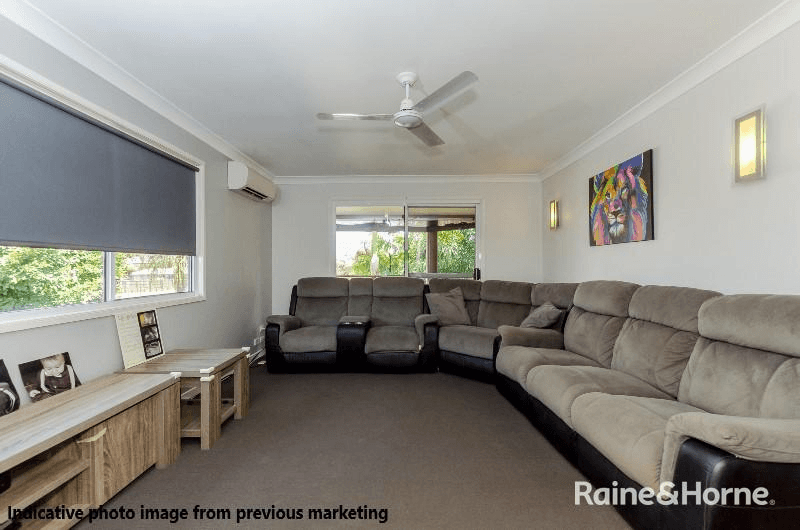 17 Wattora Close, BOYNE ISLAND, QLD 4680