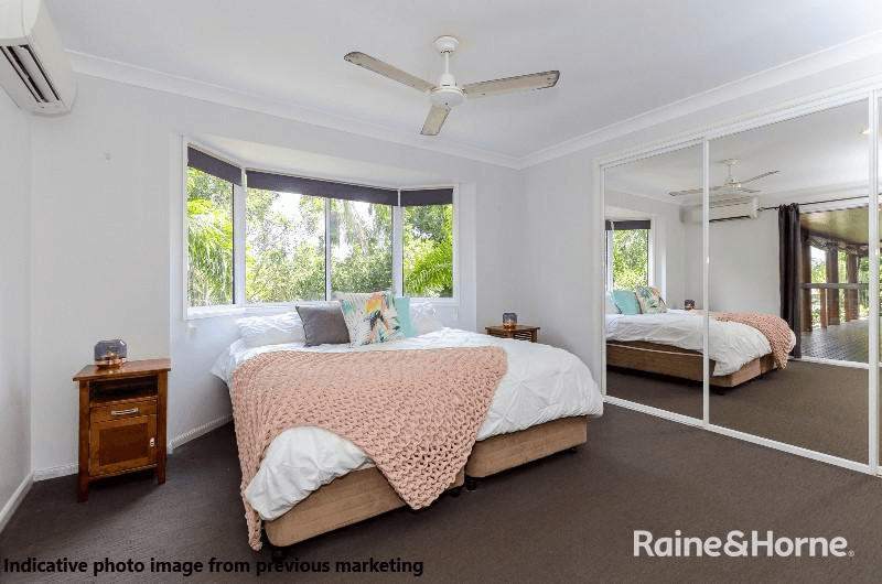 17 Wattora Close, BOYNE ISLAND, QLD 4680