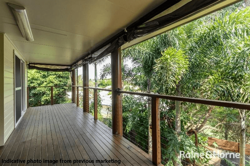 17 Wattora Close, BOYNE ISLAND, QLD 4680