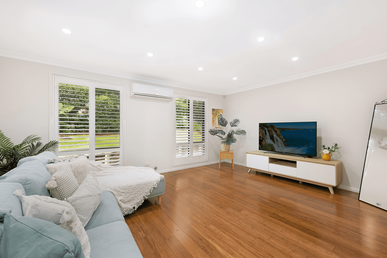 42 Hinemoa Avenue, NORMANHURST, NSW 2076