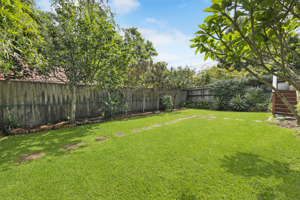 42 Hinemoa Avenue, NORMANHURST, NSW 2076