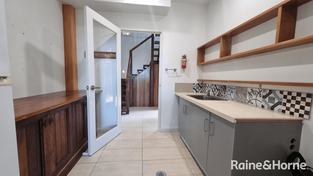 37 Francis Road, KILLALOE, QLD 4877