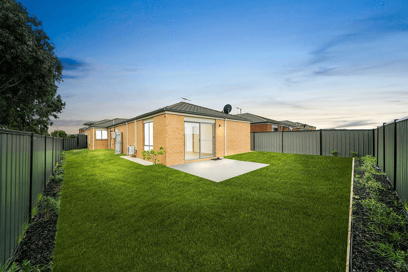 2 Victorking Drive, Point Cook, VIC 3030