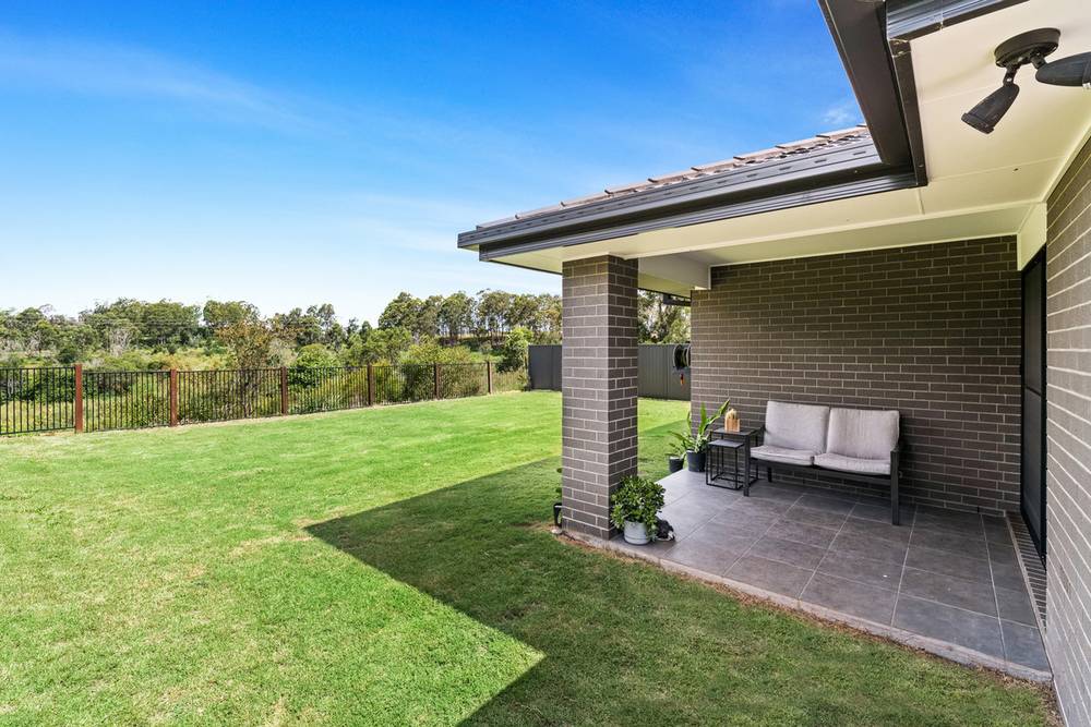 20 Sutherland Street, Gleneagle, QLD 4285