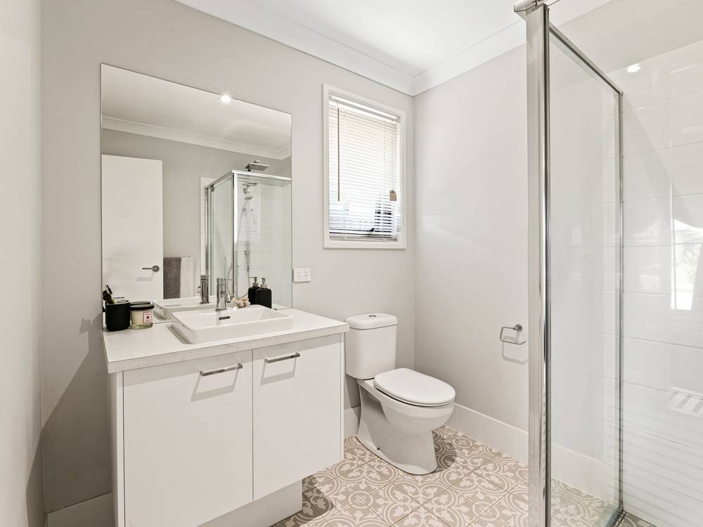 20 Sutherland Street, Gleneagle, QLD 4285