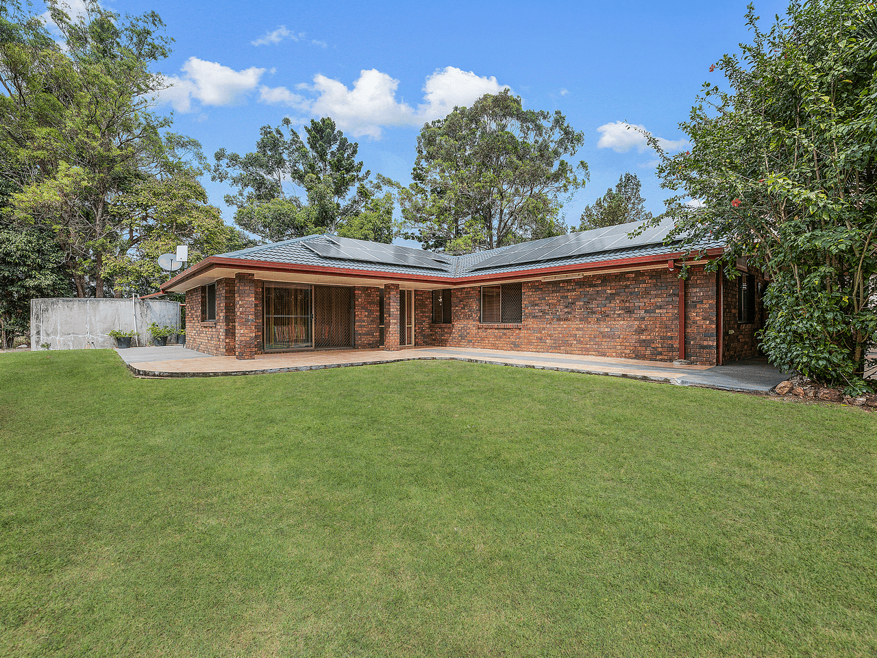 49 Stokes Road, PINE MOUNTAIN, QLD 4306