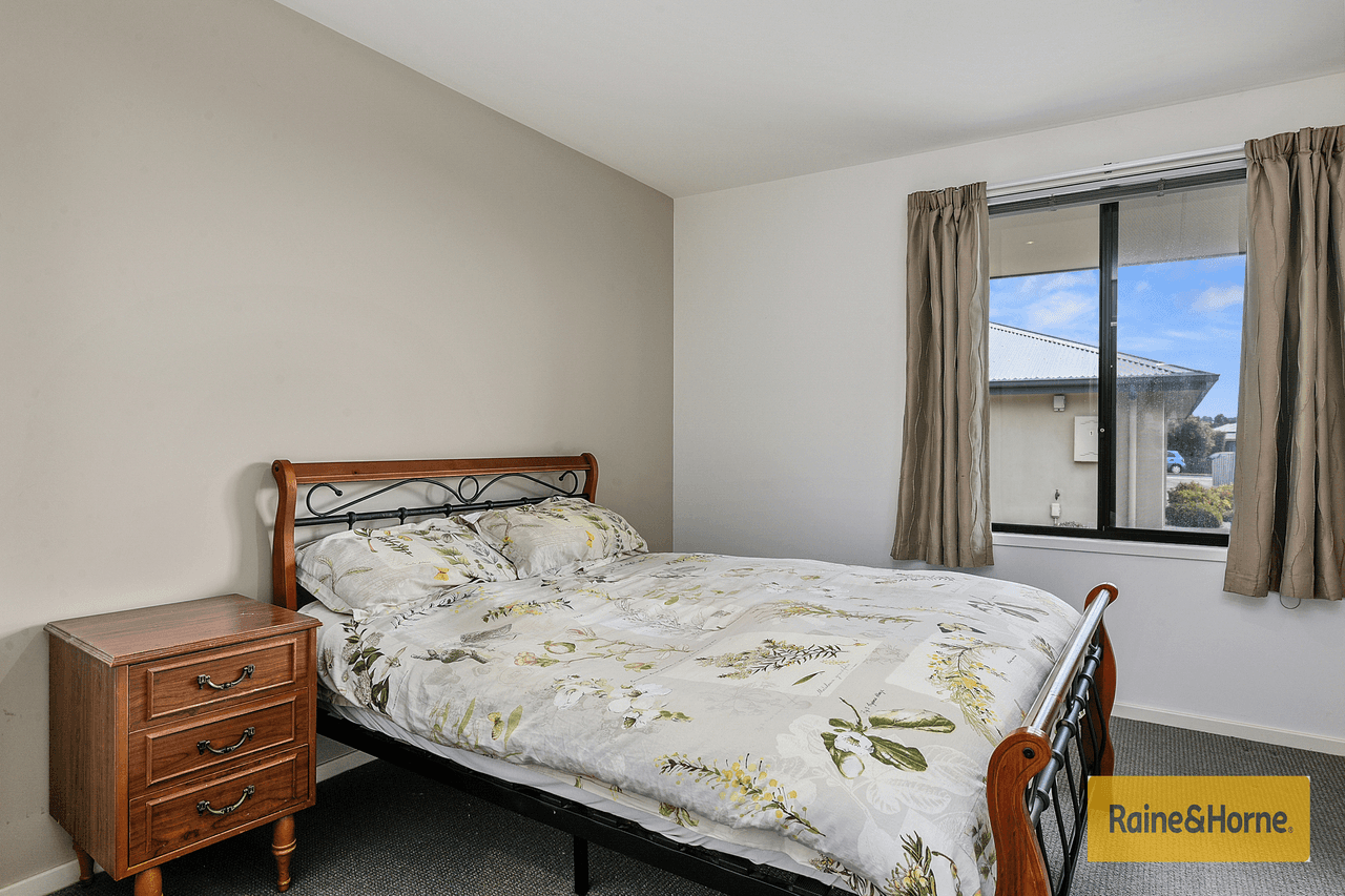 2/23 Nash Street, SORELL, TAS 7172