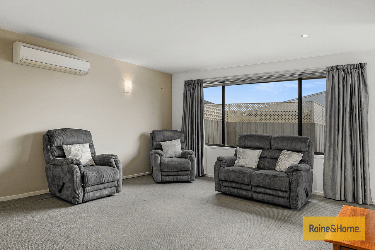 2/23 Nash Street, SORELL, TAS 7172