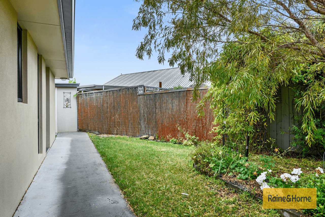 2/23 Nash Street, SORELL, TAS 7172