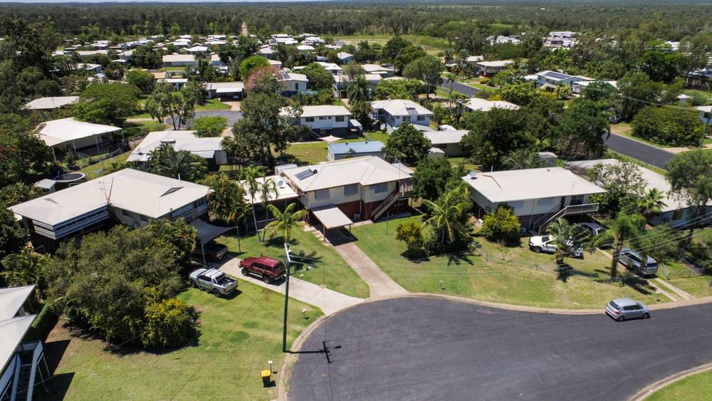 4 McMullen Court, DYSART, QLD 4745