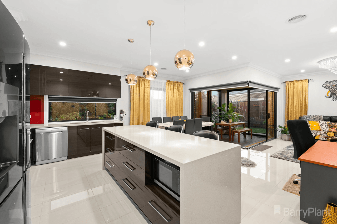 118 Park Orchard Drive, Pakenham, VIC 3810