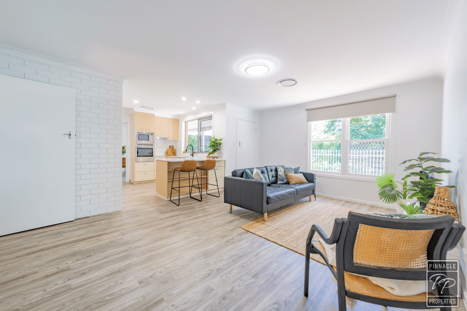 2 Lois Street, Kenmore, QLD 4069