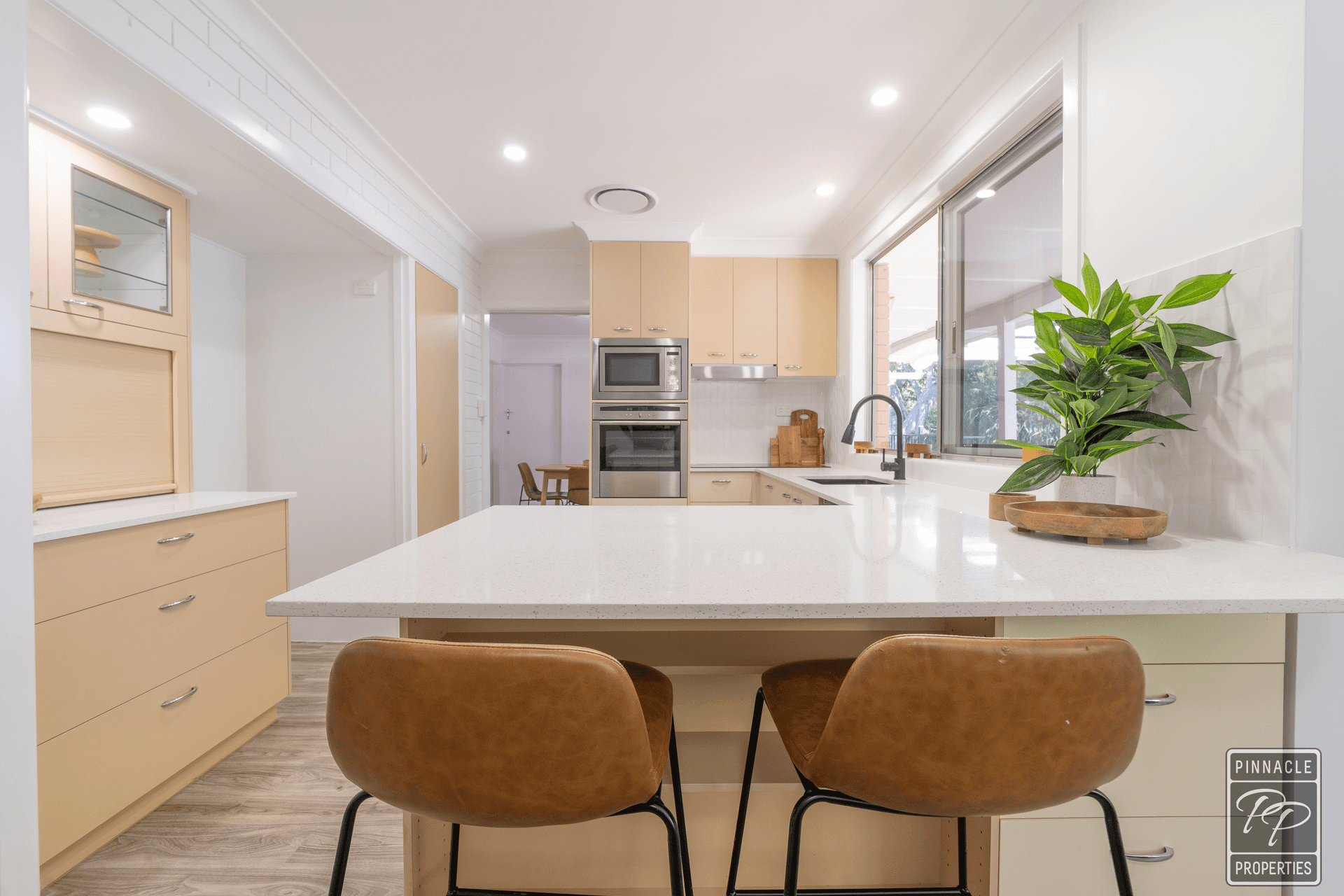 2 Lois Street, Kenmore, QLD 4069