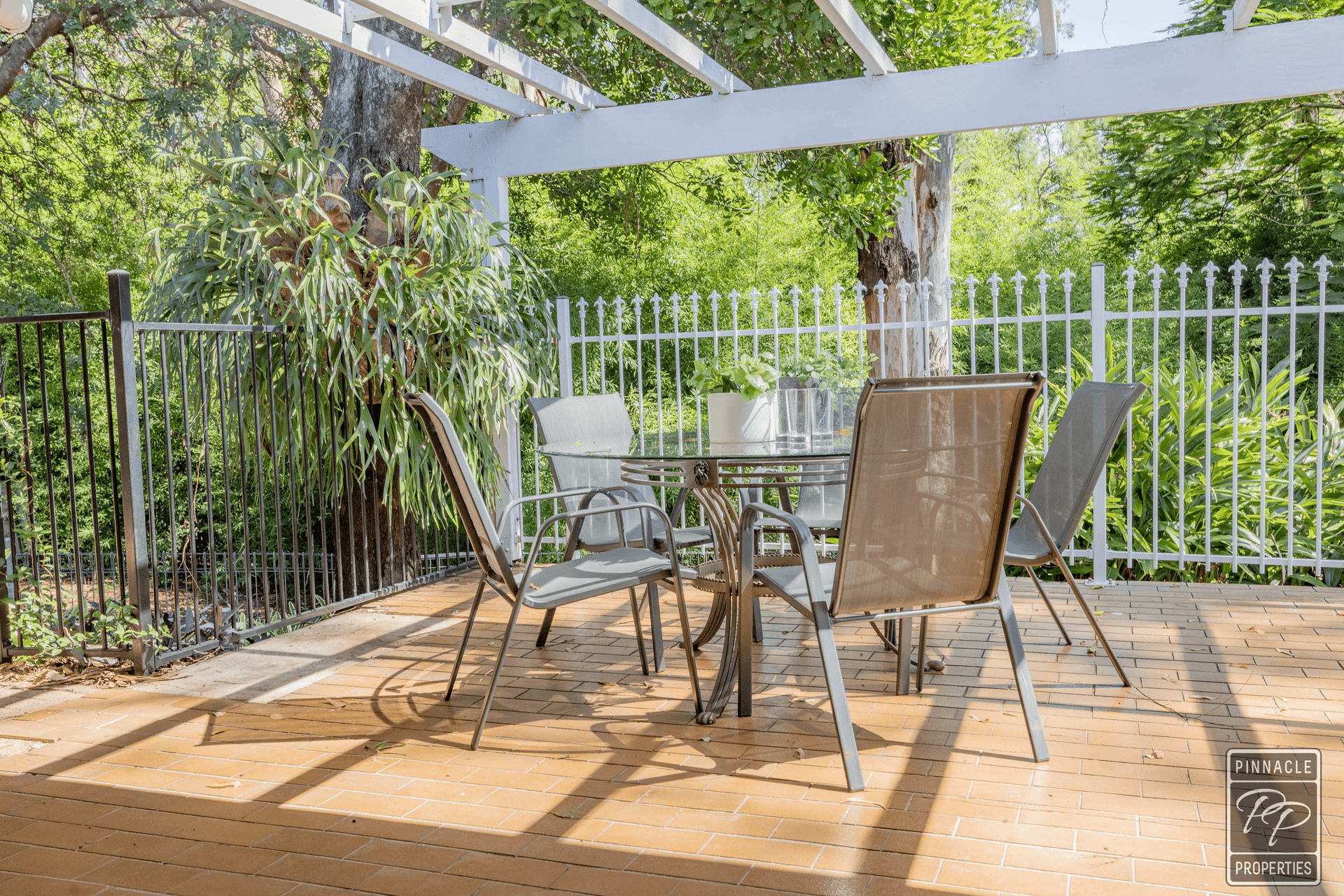 2 Lois Street, Kenmore, QLD 4069