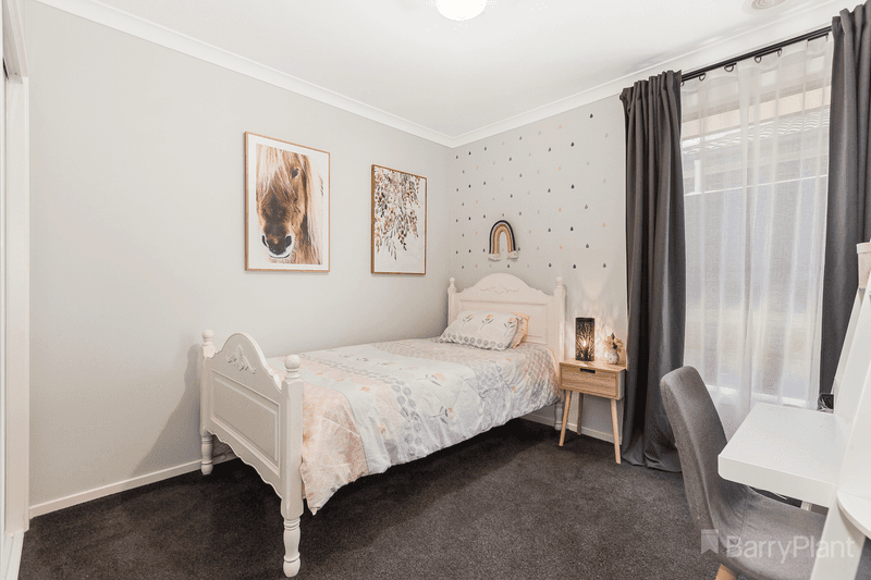 5 Rose Avenue, WALLAN, VIC 3756