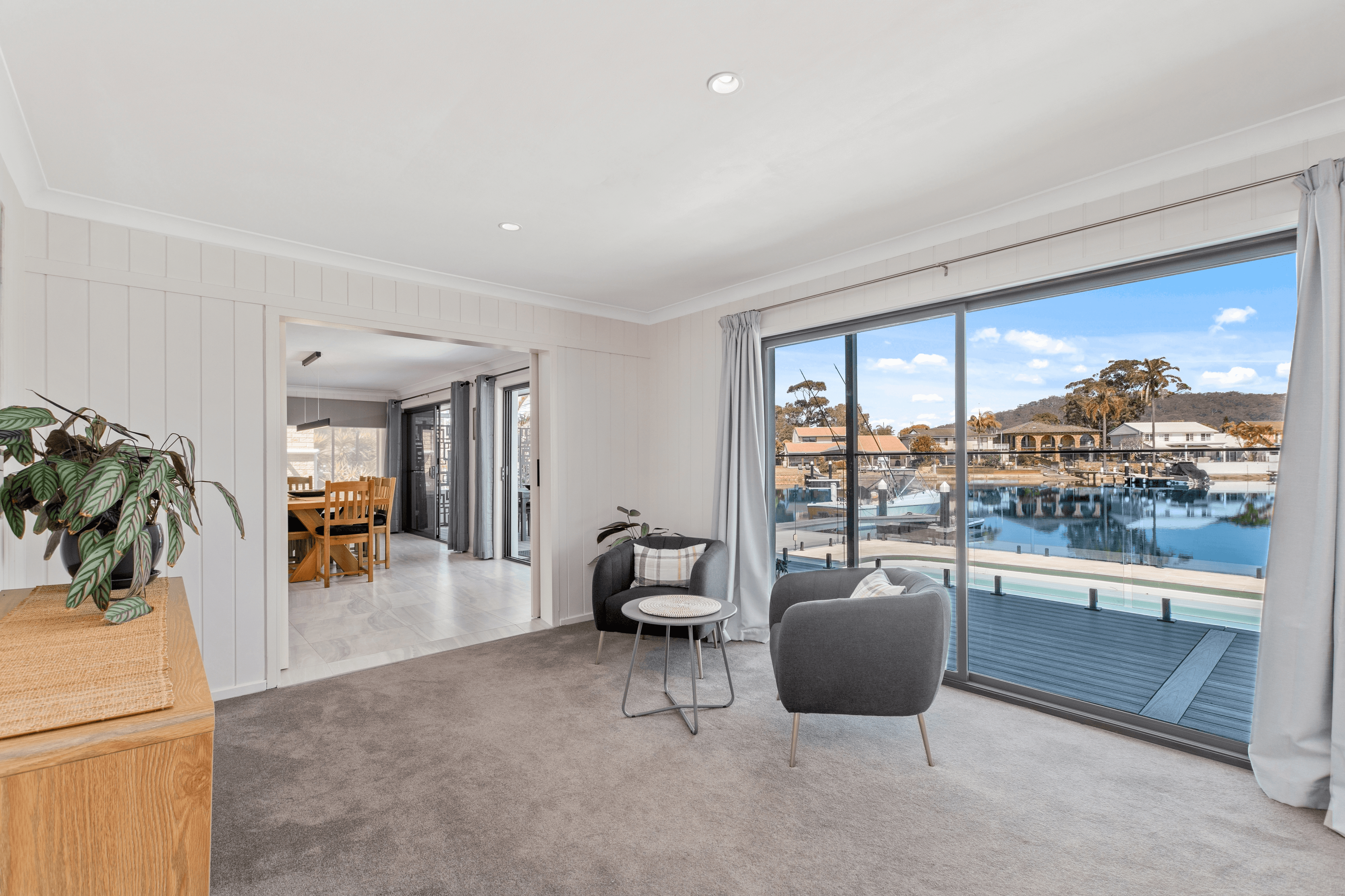 32 Helmsman Blvd, St Huberts Island, NSW 2257