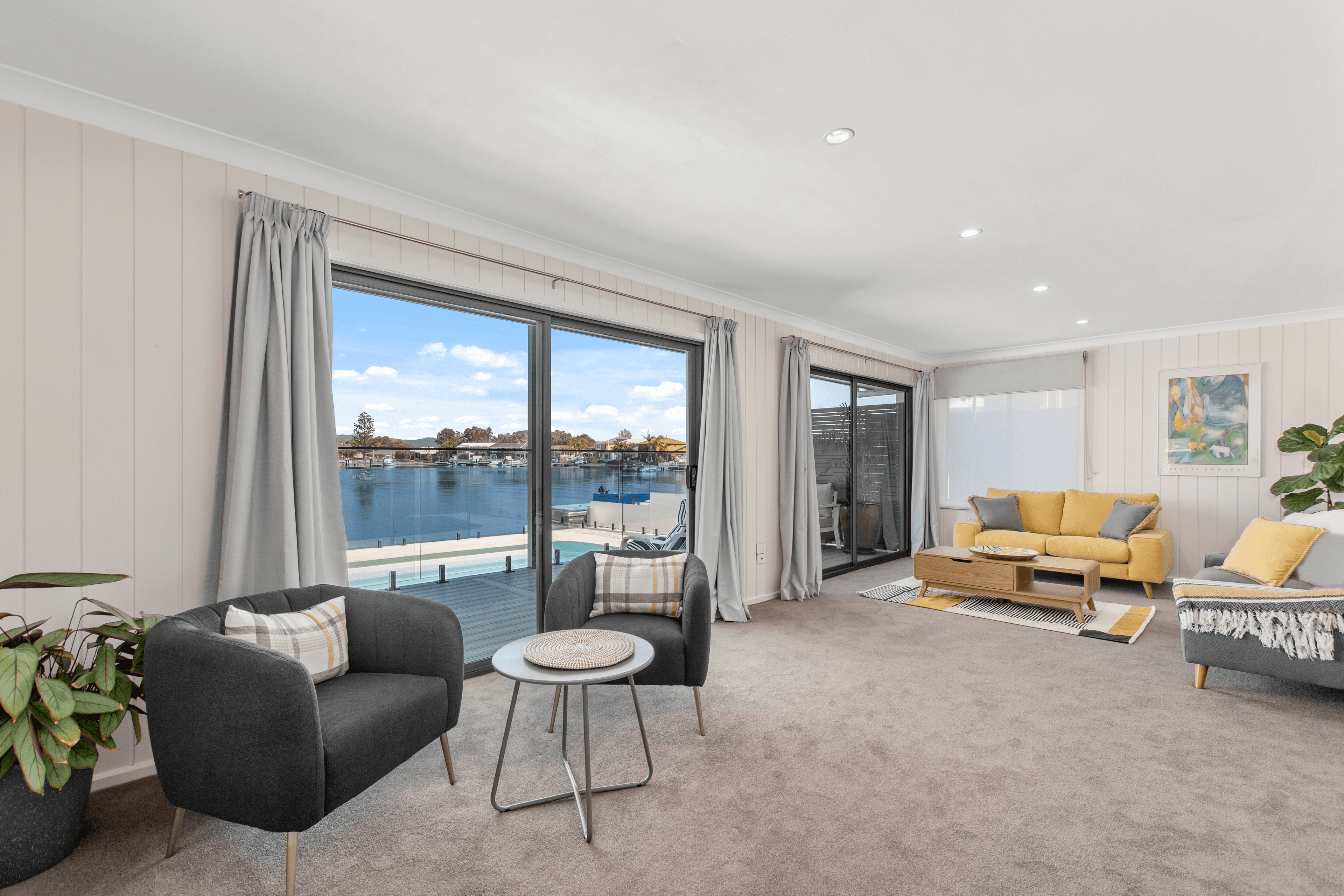 32 Helmsman Blvd, St Huberts Island, NSW 2257