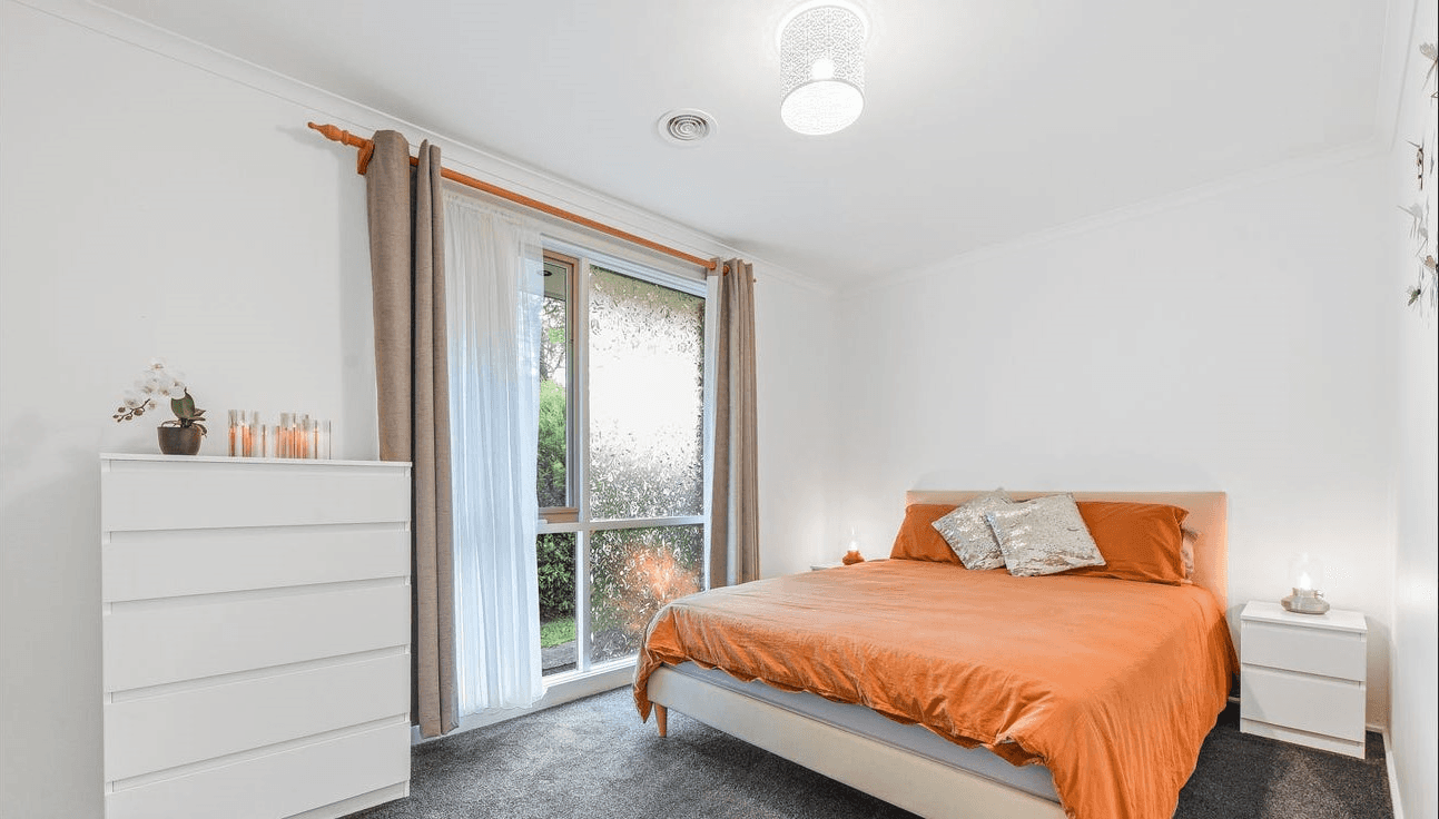 2 Lewisham Close, HAMPTON PARK, VIC 3976