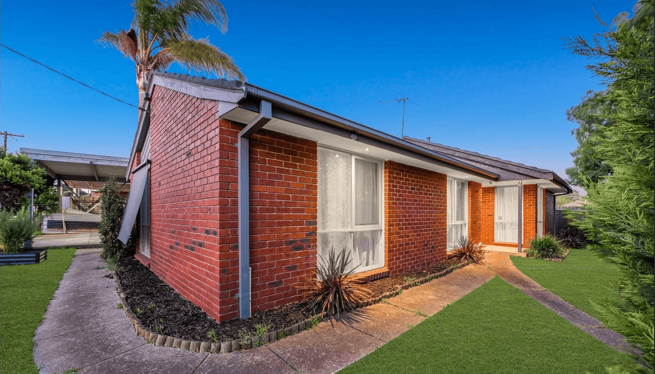 2 Lewisham Close, HAMPTON PARK, VIC 3976