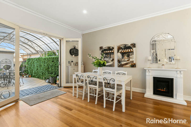 11 Anile Place, WILLIAMSTOWN NORTH, VIC 3016