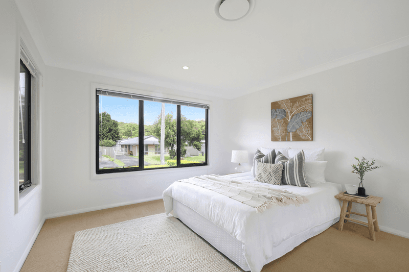 18 Boongala Avenue, EMPIRE BAY, NSW 2257