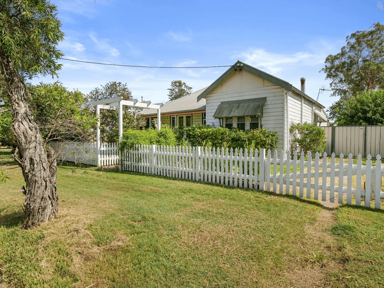 44 Gordon Avenue, CESSNOCK, NSW 2325