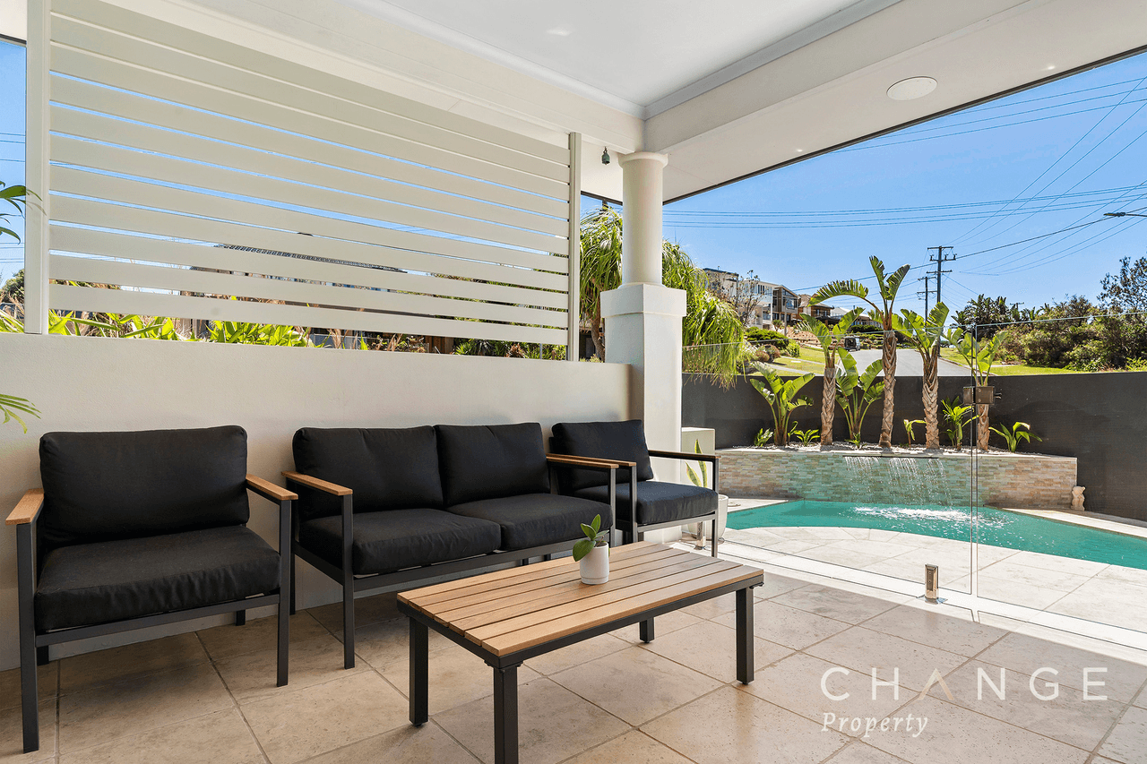 10 Helen Drive, COPACABANA, NSW 2251