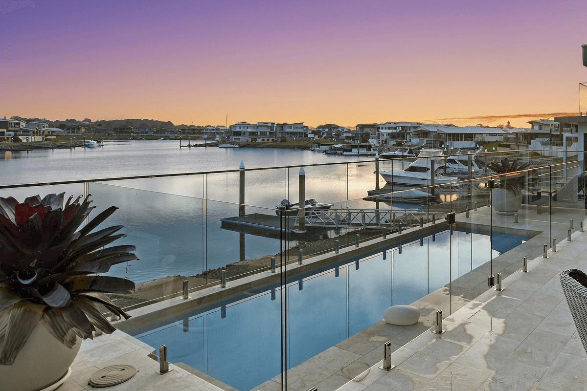 2/14 Portside Crescent, Port Macquarie, NSW 2444