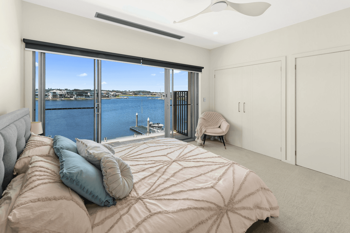 2/14 Portside Crescent, Port Macquarie, NSW 2444