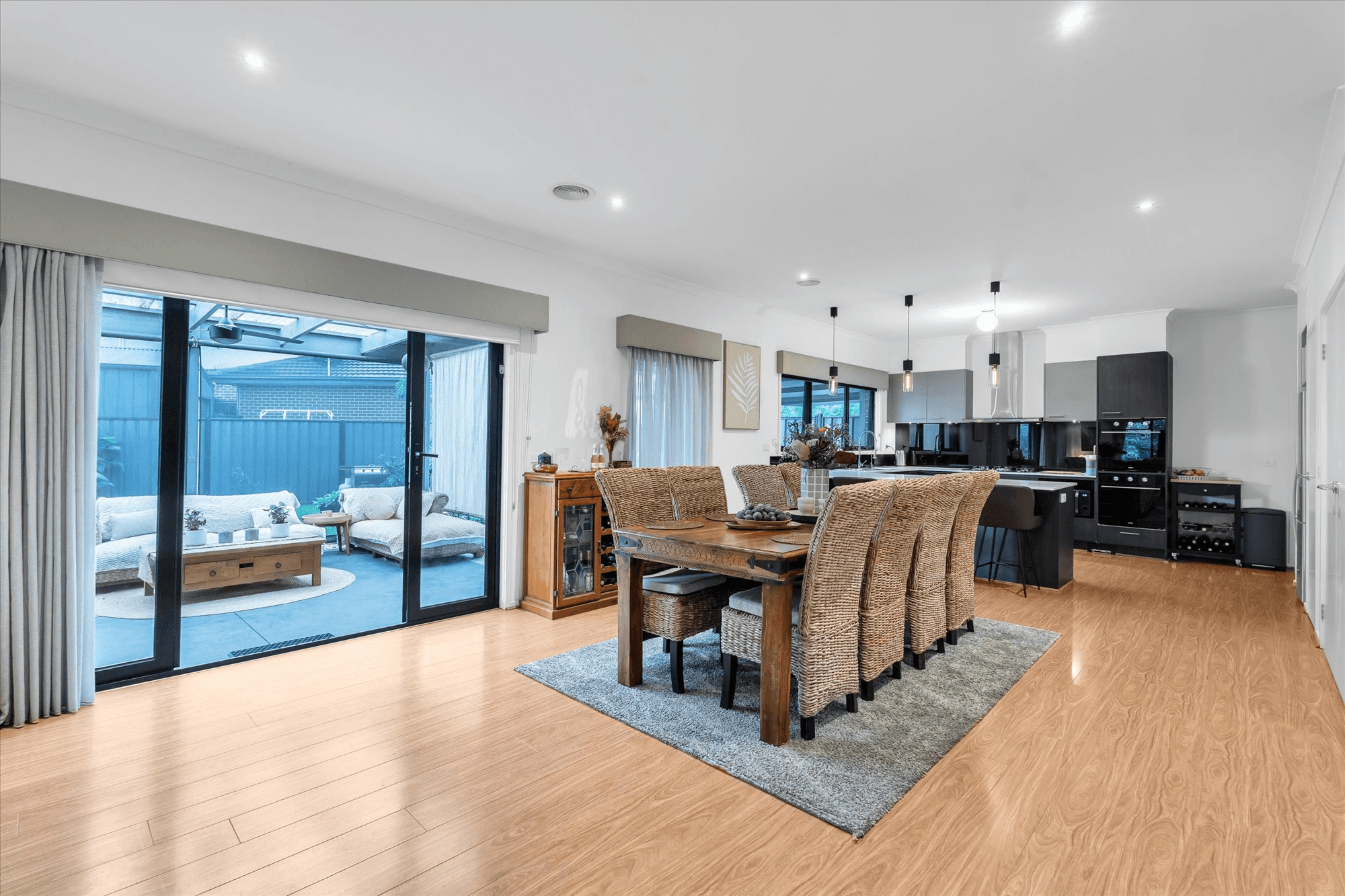 16 Savery Court, POINT COOK, VIC 3030