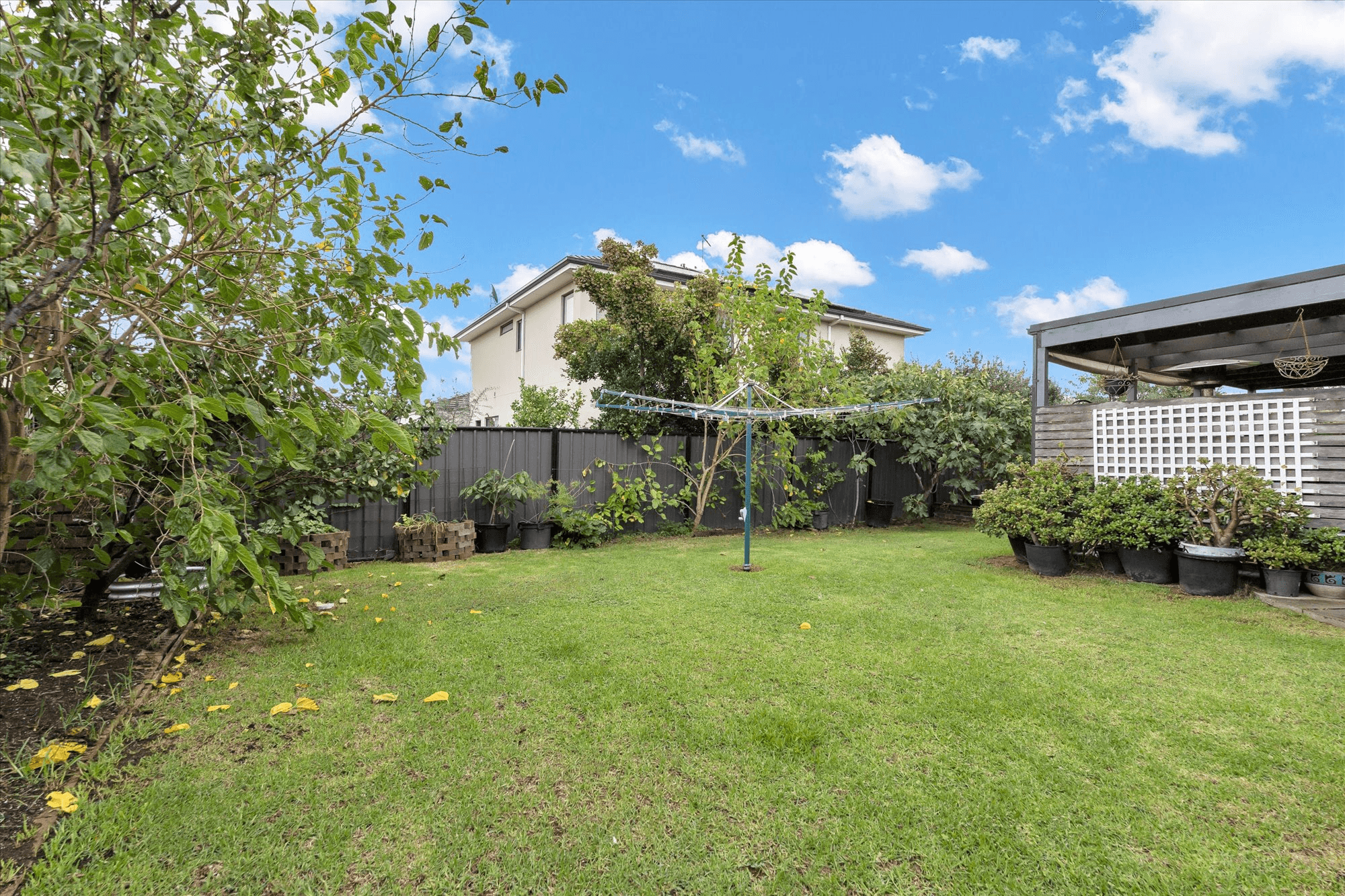 16 Savery Court, POINT COOK, VIC 3030