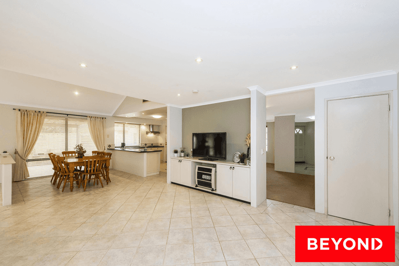 26 Roebuck Avenue, CANNING VALE, WA 6155