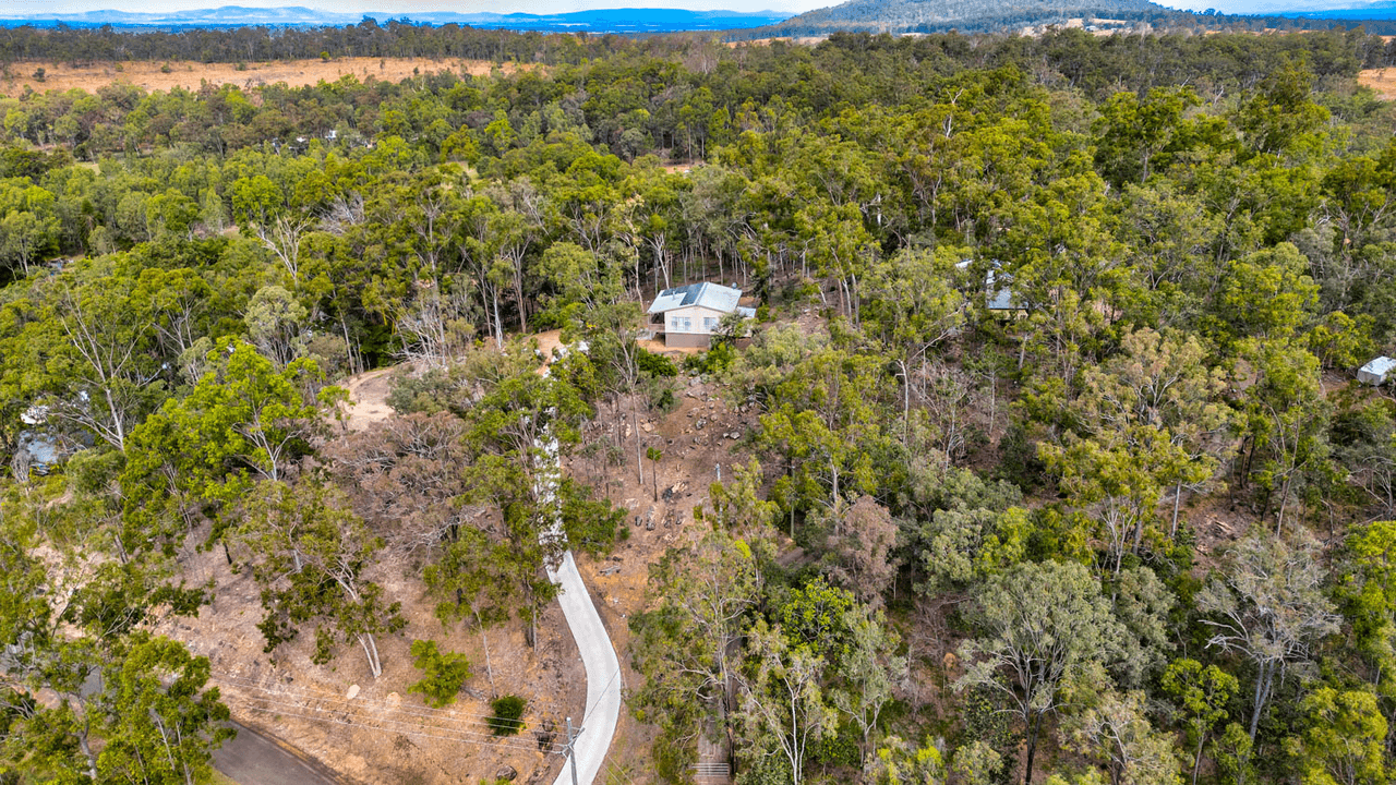 183 Pine Cresent, ESK, QLD 4312