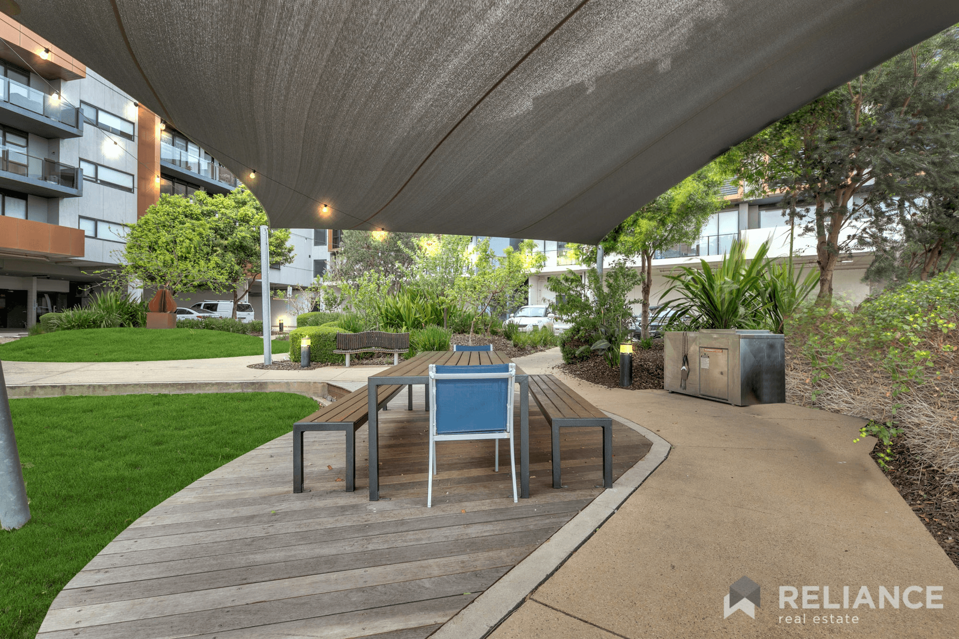 109/50 Catamaran Drive, Werribee South, VIC 3030