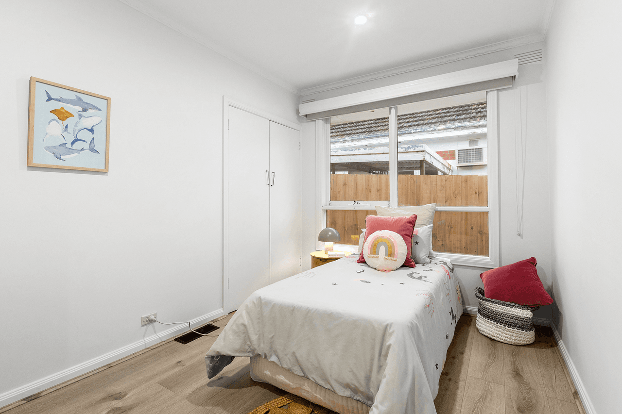 21 Parer Street, BURWOOD, VIC 3125