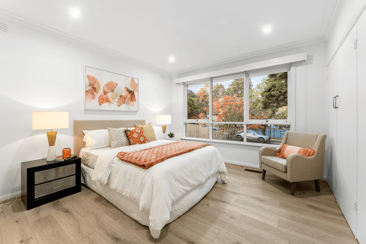 21 Parer Street, BURWOOD, VIC 3125