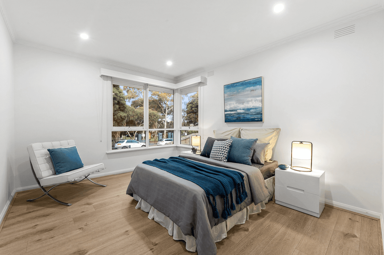 21 Parer Street, BURWOOD, VIC 3125