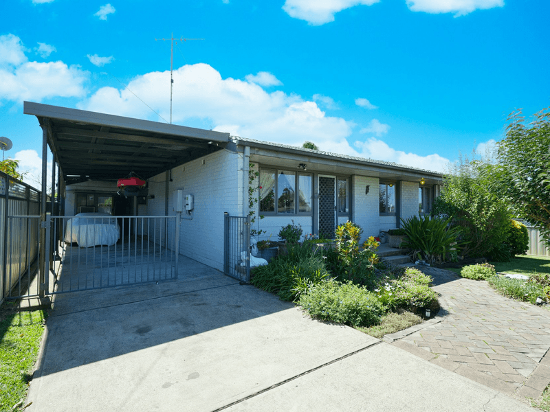 16 Lawson Avenue, SINGLETON, NSW 2330