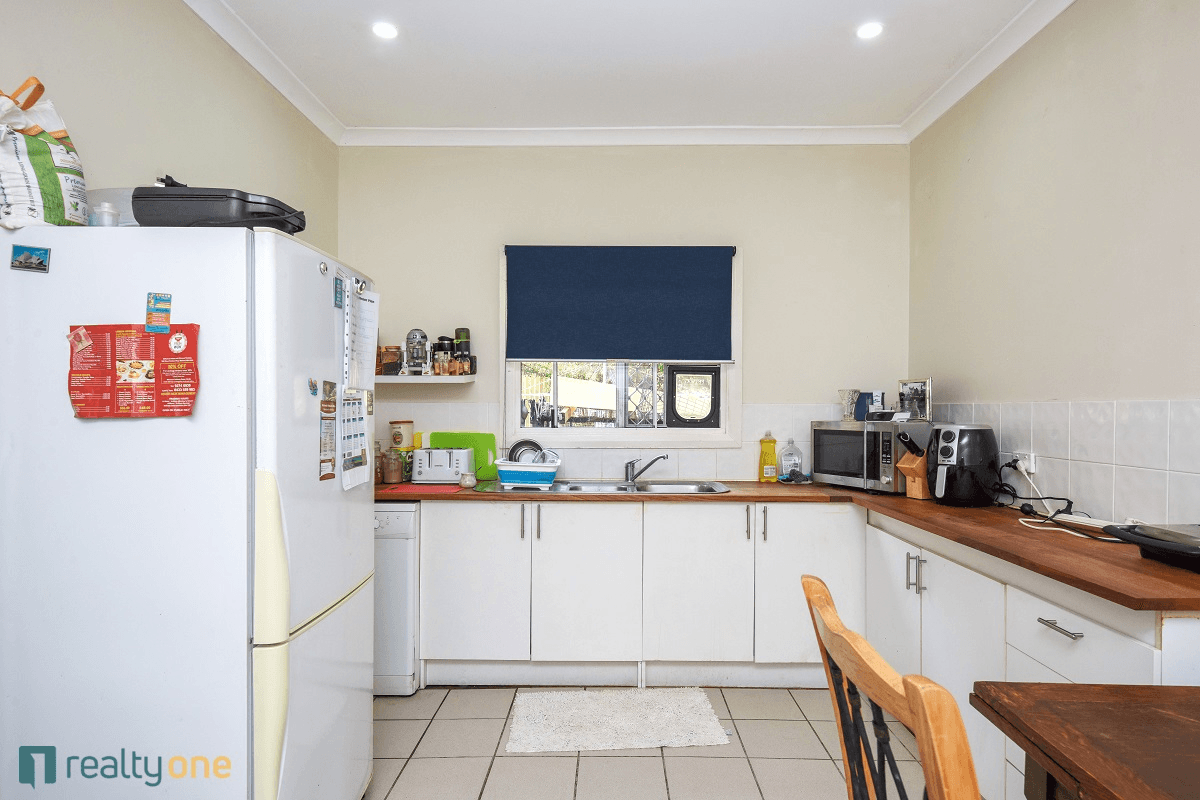 7 Windoo Place, KOONGAMIA, WA 6056