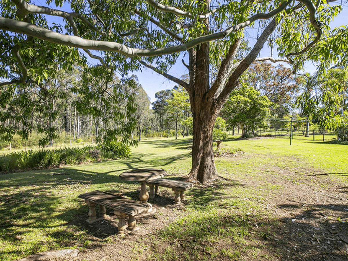 8 Kiwarrak Drive, RAINBOW FLAT, NSW 2430