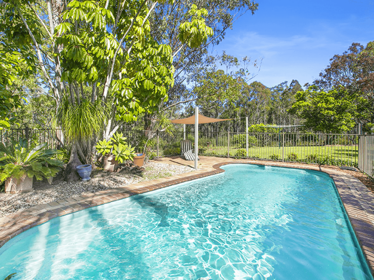 8 Kiwarrak Drive, RAINBOW FLAT, NSW 2430