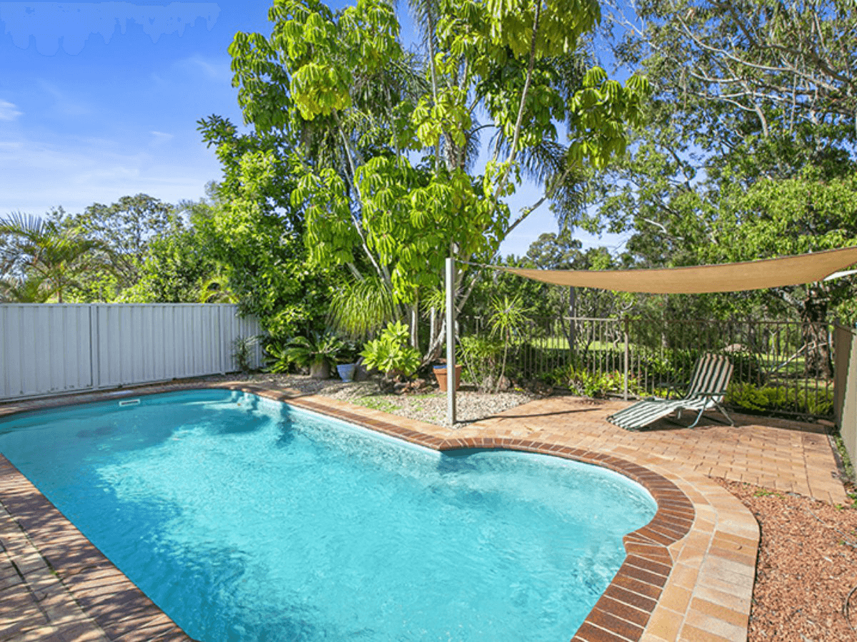 8 Kiwarrak Drive, RAINBOW FLAT, NSW 2430