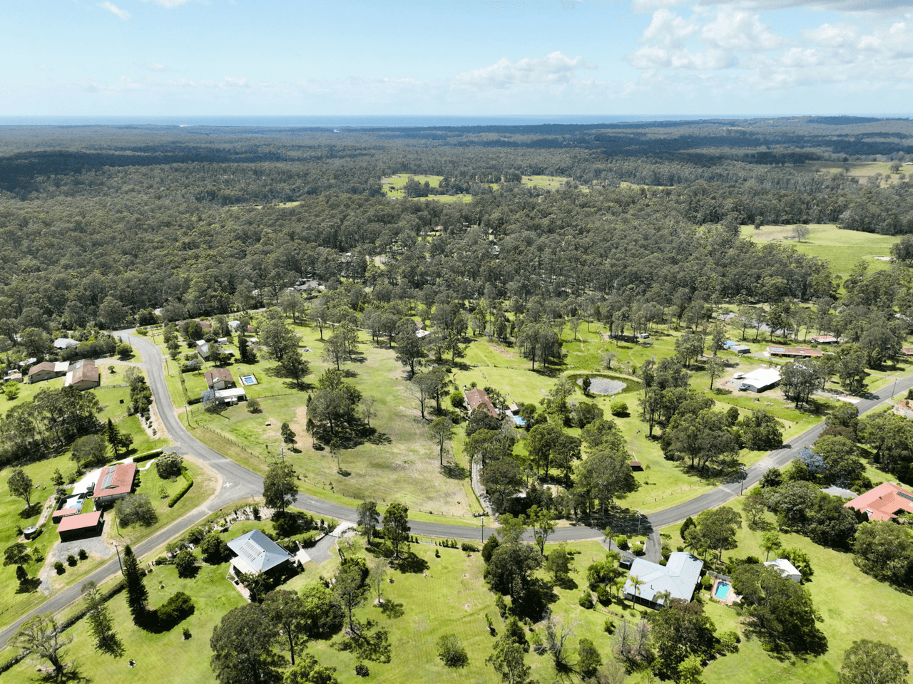 8 Kiwarrak Drive, RAINBOW FLAT, NSW 2430