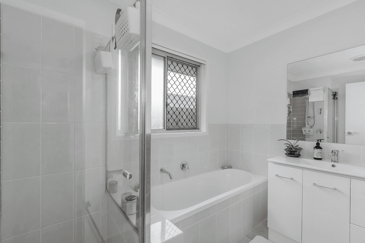60 Mieka Crescent, Pimpama, QLD 4209