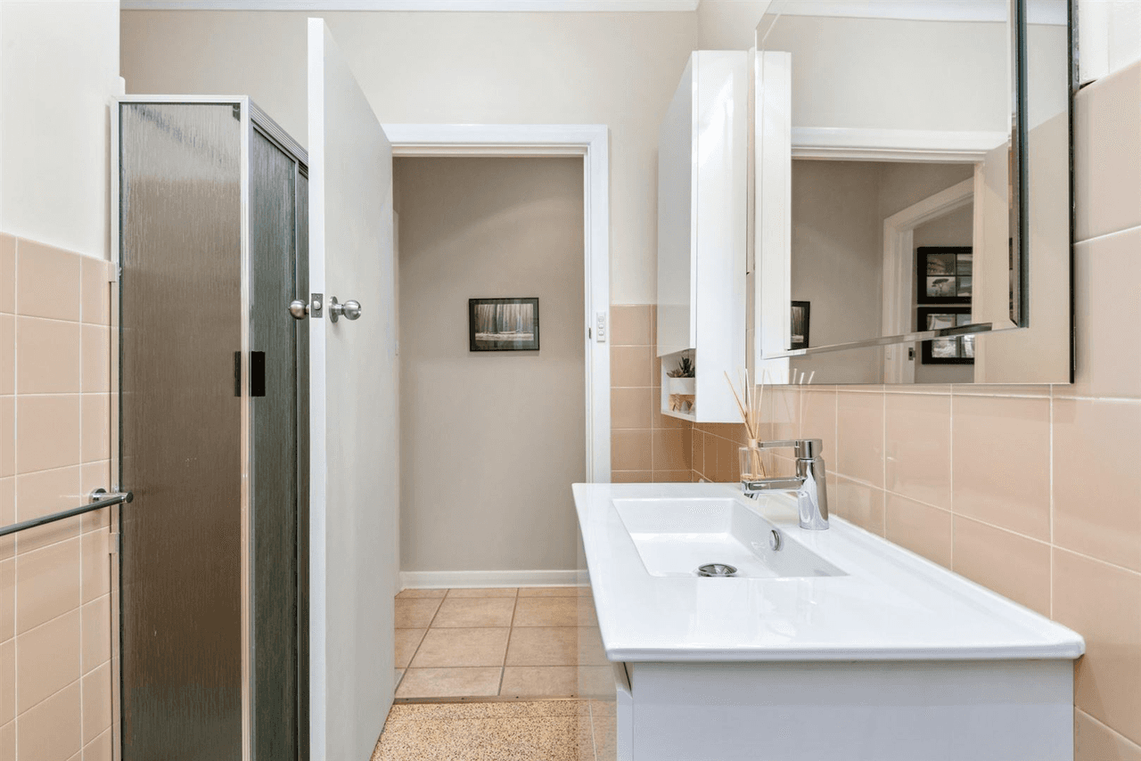 13 Californian Crescent, GLENALTA, SA 5052