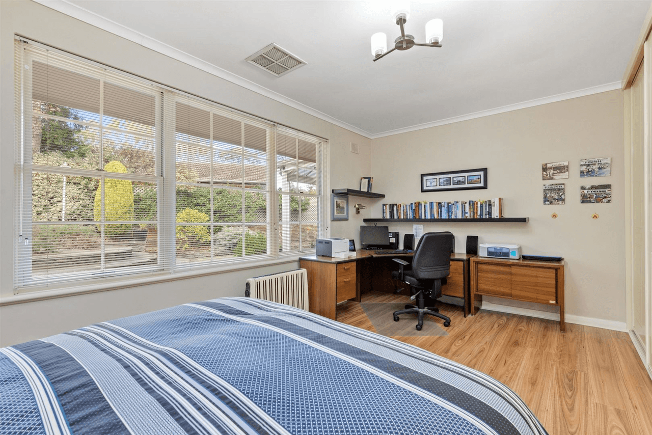 13 Californian Crescent, GLENALTA, SA 5052