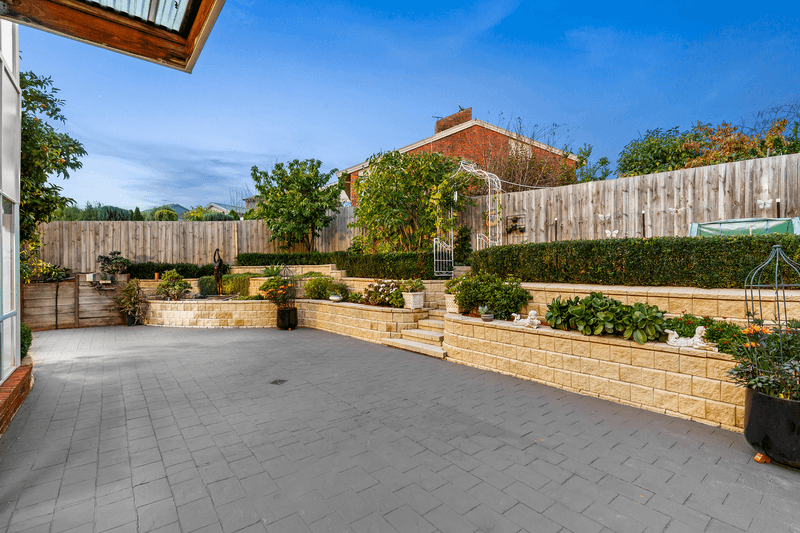 4 Matisse Drive, TEMPLESTOWE, VIC 3106