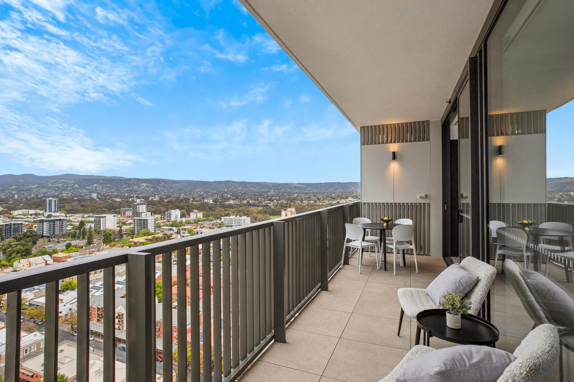 2201/17 Penny Place, ADELAIDE, SA 5000