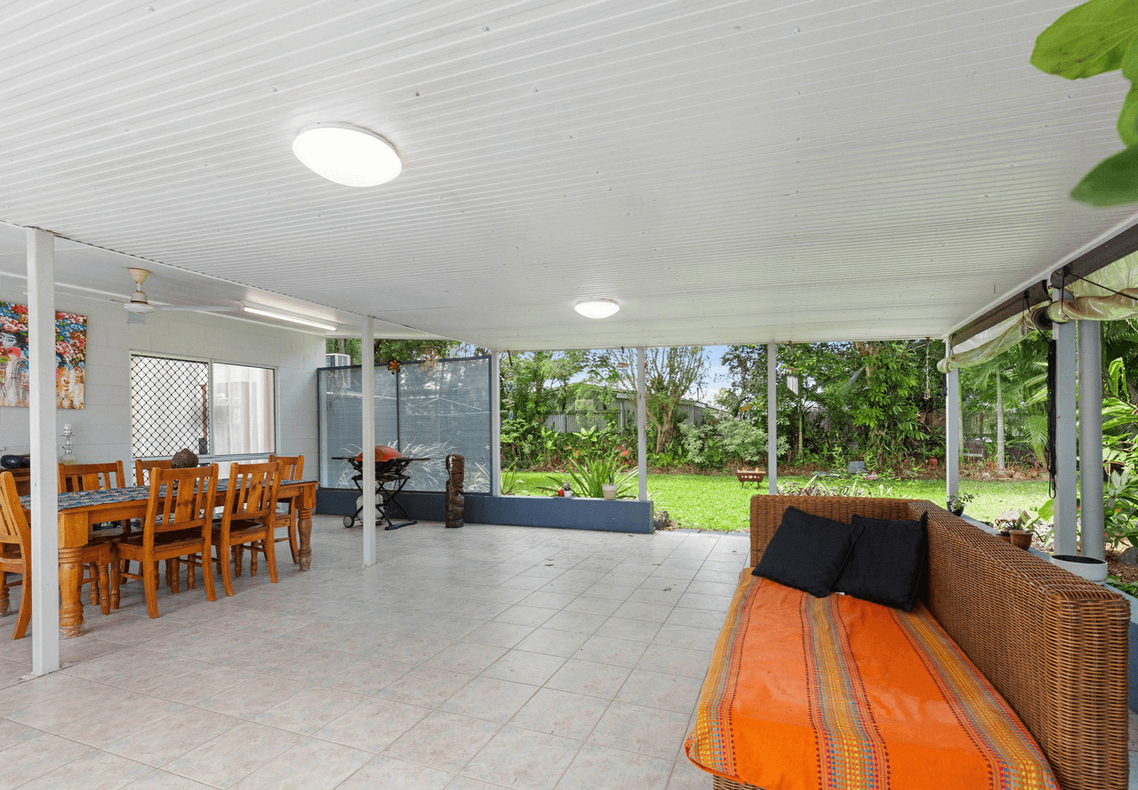 4 Idaho Close, WHITE ROCK, QLD 4868