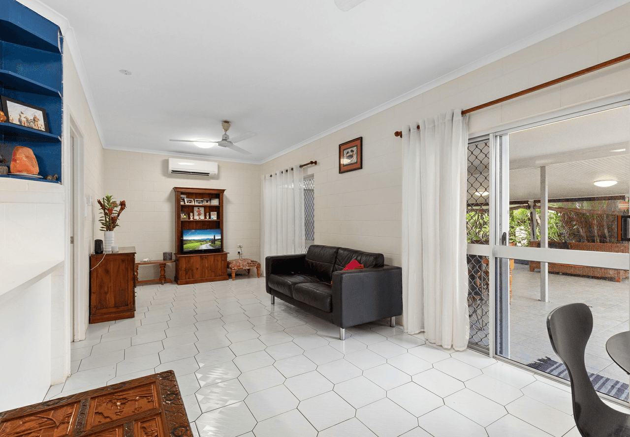 4 Idaho Close, WHITE ROCK, QLD 4868